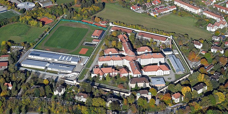 파일:Aerial image of the prison in Landsberg am Lech (view from the southeast).jpg
