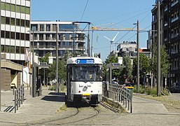 Le terminus commun avec la ligne 7 à Bataviastraat, ici un tramway de cette ligne.