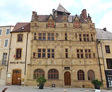 Hôtel de ville sa pary-le-monial