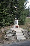 Horní Tříč 05 - cross at village green.jpg