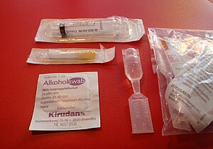 English: A injection kit used in harm reductio...