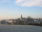 Ortsansicht und Kirche