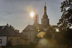 Църква „Св. Богородица и Св. Леонард"