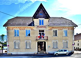 The town hall in Pierrefontaine-les-Varans