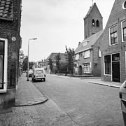 Kerkstraat met de kerktoren