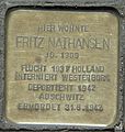 Fritz Nathansen vor der Hudtwalckerstraße 23