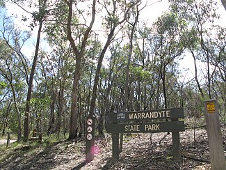 Warrandyte State Park Tunnel St Entrance.JPG