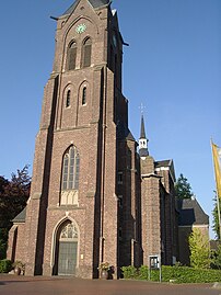 Toren en portaal Sint-Maria Hemelvaartkerk