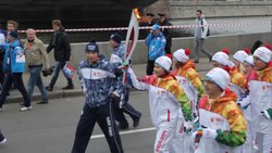 Fișier:2014 Winter Olympics torch relay (Moscow).ogv