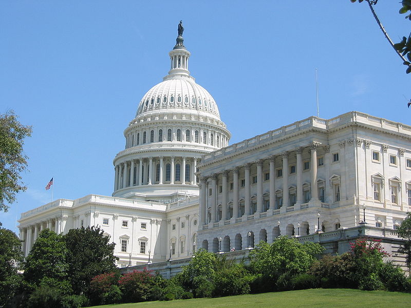 Датотека:Capitol Building Side2.jpg