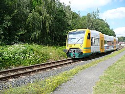 Motorový vůz Regio-Shuttle RS1 dopravce Die Länderbahn Trilex na zastávce Bílý Kostel nad Nisou