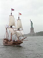 Ґодспід (корабель) початку XVII століття під прапорами Великої Британії та Королівства Англії