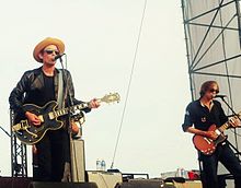 Jakob Dylan and Stuart Mathis.jpg