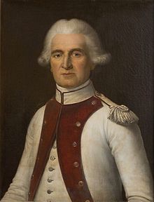 Portrait d'un officier militaire d'Ancien Régime, de face, portant la perruque poudrée et revêtu d'un uniforme blanc à revers cramoisis, avec une épaulette à franges sur l'épaule gauche.