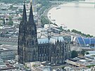 Kölner Dom003 (Flight over Cologne).jpg