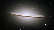 Vignette pour M104 (galaxie)