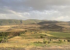 Горы в окрестностях села