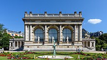 Musée Galliera, Paris 21 July 2017.jpg