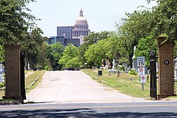 Oakwood Cemetery Austin Texas 2018.jpg