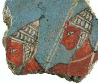 Шлем на фрагменте фрески из Орхомена, XIII в. до н. э.
