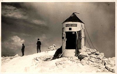 Slika:Razglednica Aljaževega stolpa 1925 (2).jpg
