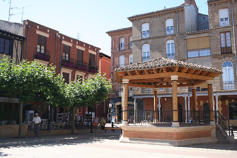 Archivo: Sahagún plaza Mayor.jpg