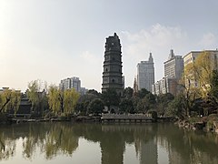 Tour de la pagode Xingguo