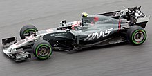 Giovinazzi dalam sesi pengujian untuk Haas saat Grand Prix Malaysia 2017