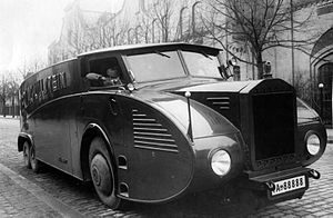 A newspaper car in Germany in 1925. Operated b...