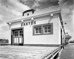 Historic train depot in Canyon