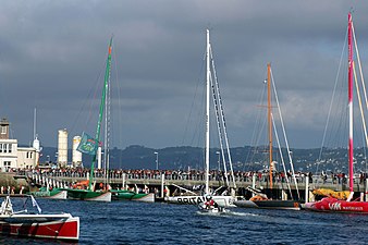 * Groupama 2 et des voiliers 60 pieds IMOCA.