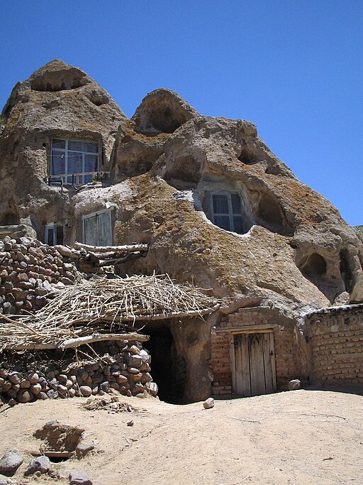 Habitat troglodyte kandovan