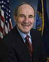 Джеймс Э. Риш, официальный фотопортрет Сената, 2009.jpg