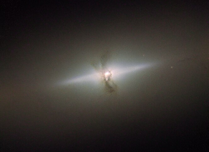 Fichier:NGC 4111 - Potw1616a.tif