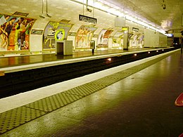 Quai depuis l'extrémité est (à droite : direction Boulogne).