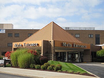 Entrance to University Hospitals Portage Medical Center, October 2013, still known as Robinson Memorial Hospital