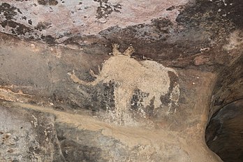 Peinture rupestre dans un abri sous roche de Bhimbetka (État indien du Madhya Pradesh). (définition réelle 5 184 × 3 456)