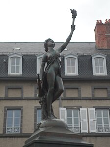 Fontaine de la Renommée (1888, détail), Saint-Flour[26].