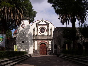 Templo e exconvento de San Matías Apóstol.