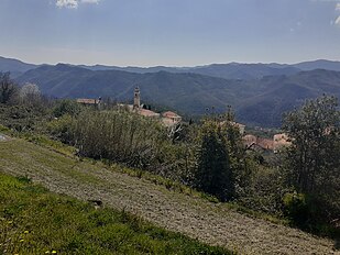 U Capìttu (Unsu), panu(r)àmma daa stradda de Menézzu