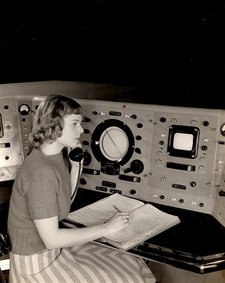 Virginia Norwood při práci (VT-Storm-Radar)