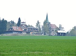 restaurace s rozhlednou, kaple