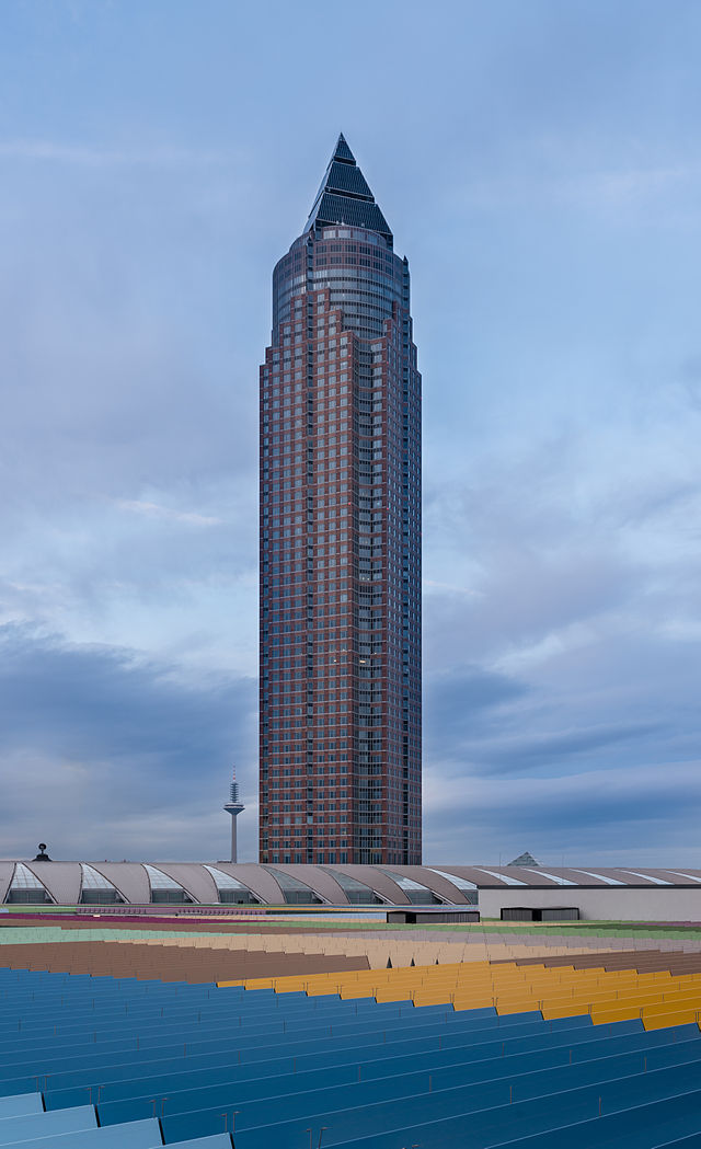 «Ярмарочная башня» во Франкфурте-на-Майне