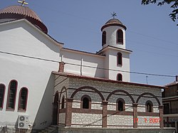 Karítsan Pyhän Demetrioksen (Ágios Dimítrios) kirkko.