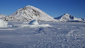 Apusiaajik-torssuut-tunoq.jpg