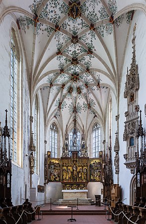 图为德國巴登-符騰堡布勞博伊倫修道院（英语：Blaubeuren Abbey）中的唱詩班座位。
