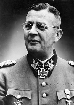 SS-Obergruppenführer Erich von dem Bach-Zelewski vuonna 1944