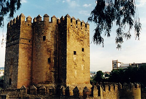 La tour de la Calahorra en l'an 2000.