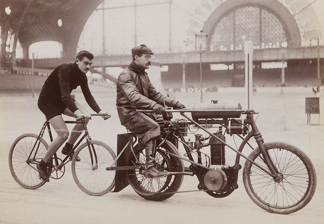 A cyclist/pacemaker team circa 1903