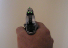 220px-Handgun_Tritium_Night_Sights.png